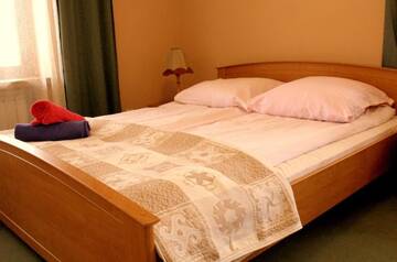 Фото номера Четырехместный номер с собственной ванной комнатой Хостелы Hostel Stara Polana г. Закопане 3