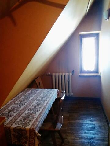 Фото номера Небольшой двухместный номер с 2 отдельными кроватями Хостелы Hostel Stara Polana г. Закопане 3