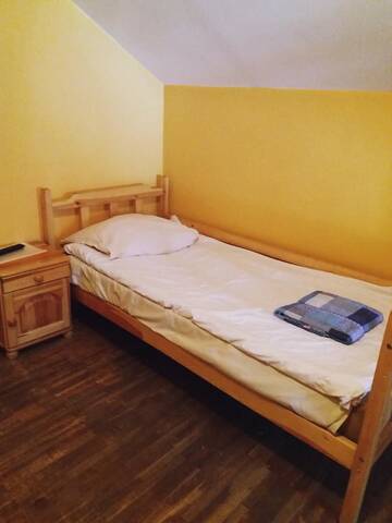 Фото номера Небольшой двухместный номер с 2 отдельными кроватями Хостелы Hostel Stara Polana г. Закопане 6