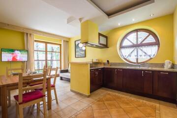 Фото номера Апартаменты Апартаменты Apartamenty Chata Pod Reglami Zakopane г. Закопане 3