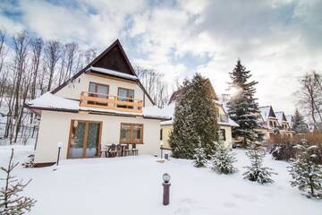 Фото номера Шале с 3 спальнями Шале Urocze domki Zakopane г. Закопане 53