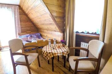 Фото номера Двухместный номер с 1 кроватью и балконом Проживание в семье Base Camp 2 Zakopane г. Закопане 15