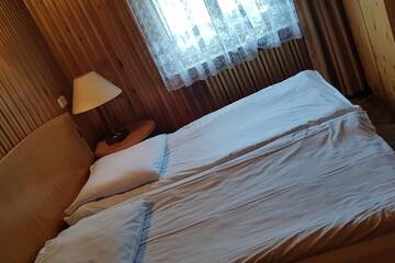 Фото номера Двухместный номер с 1 кроватью и общей ванной комнатой Проживание в семье Willa Końiczynka г. Закопане 5