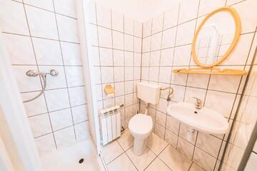Фото номера Семейный номер с балконом Хостелы Hostel &amp; Apartments u Florka 2 г. Закопане 8