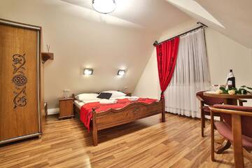 Фото номера Двухместный номер Делюкс с 1 кроватью Гостевой дом Grand Podhale Resort&amp;Spa г. Закопане 8