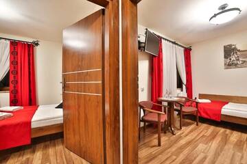 Фото номера Номер-студио Делюкс Гостевой дом Grand Podhale Resort&amp;Spa г. Закопане 8