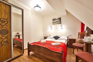 Фото номера Двухместный номер с 1 кроватью и балконом Гостевой дом Grand Podhale Resort&amp;Spa г. Закопане 2