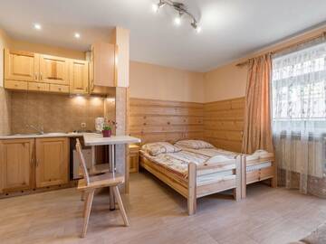 Фото номера Double Room with Extra Bed, Kitchenette and Balcony Проживание в семье Willa Bożena 2 г. Закопане 2