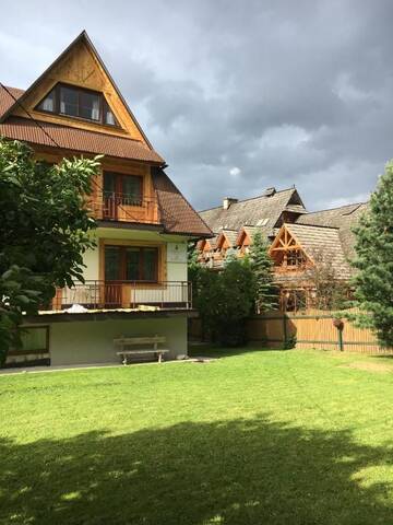 Фото номера Апартаменты с балконом Апартаменты Nosalove Apartamenty г. Закопане 12
