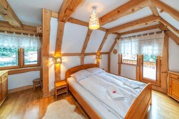 Фото номера Дом с 3 спальнями Шале ZAKOPIANA Domek г. Закопане 86