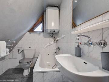 Фото номера Дом с 4 спальнями Шале Domek w Rojach г. Закопане 25